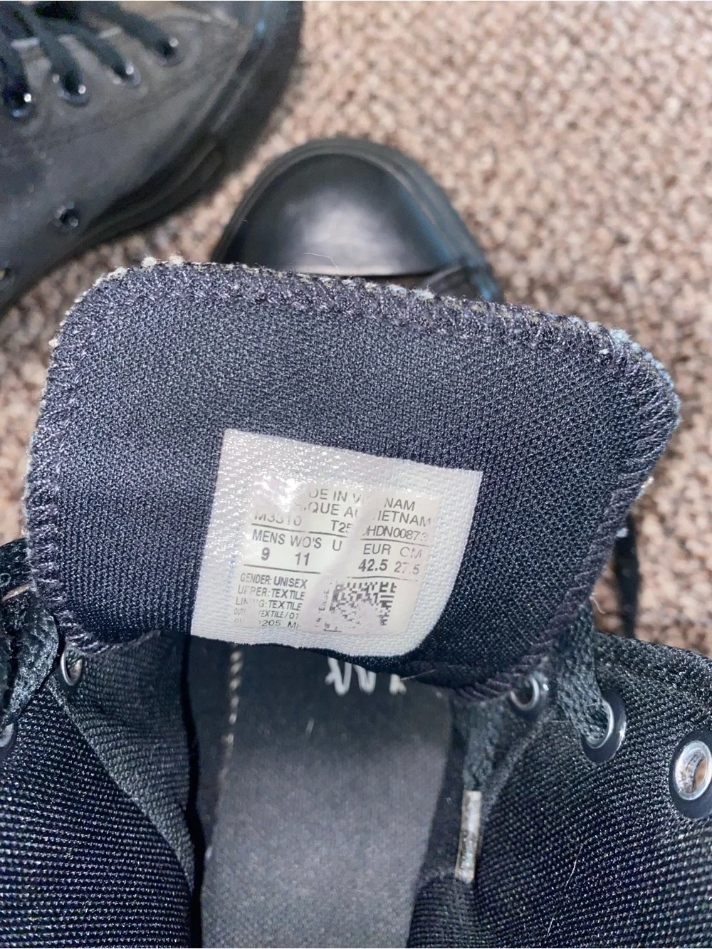 Converse All Black High-Top